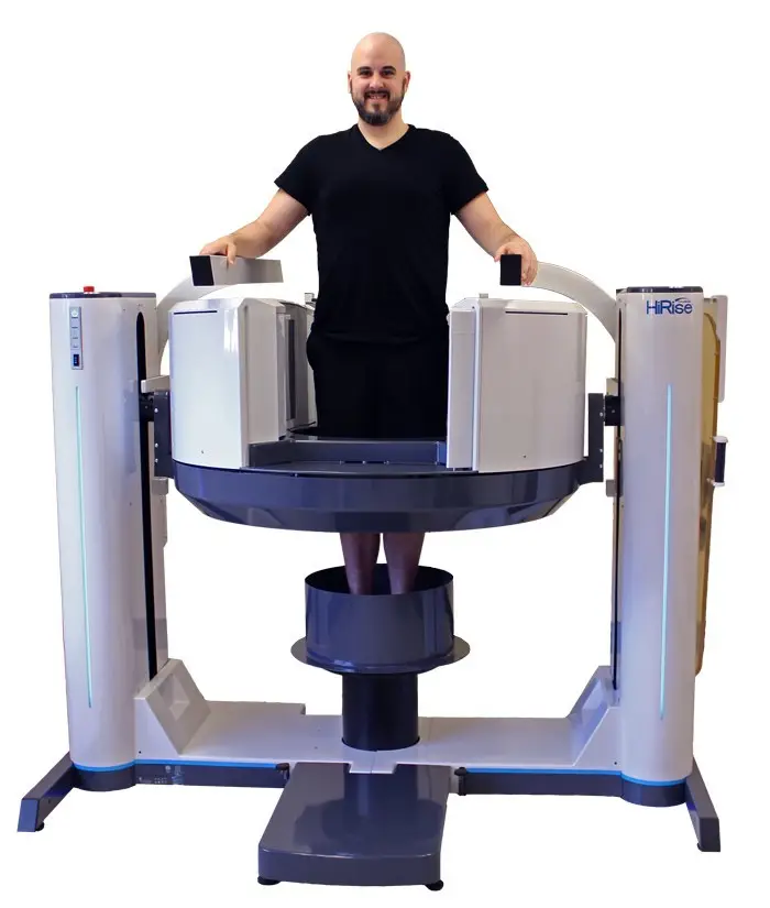 un scanner qui observe vos articulations en position debout